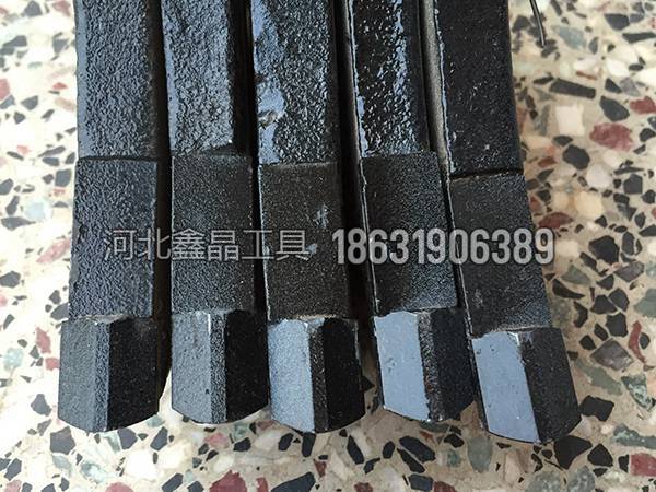 鏈?zhǔn)接操|(zhì)合金刀